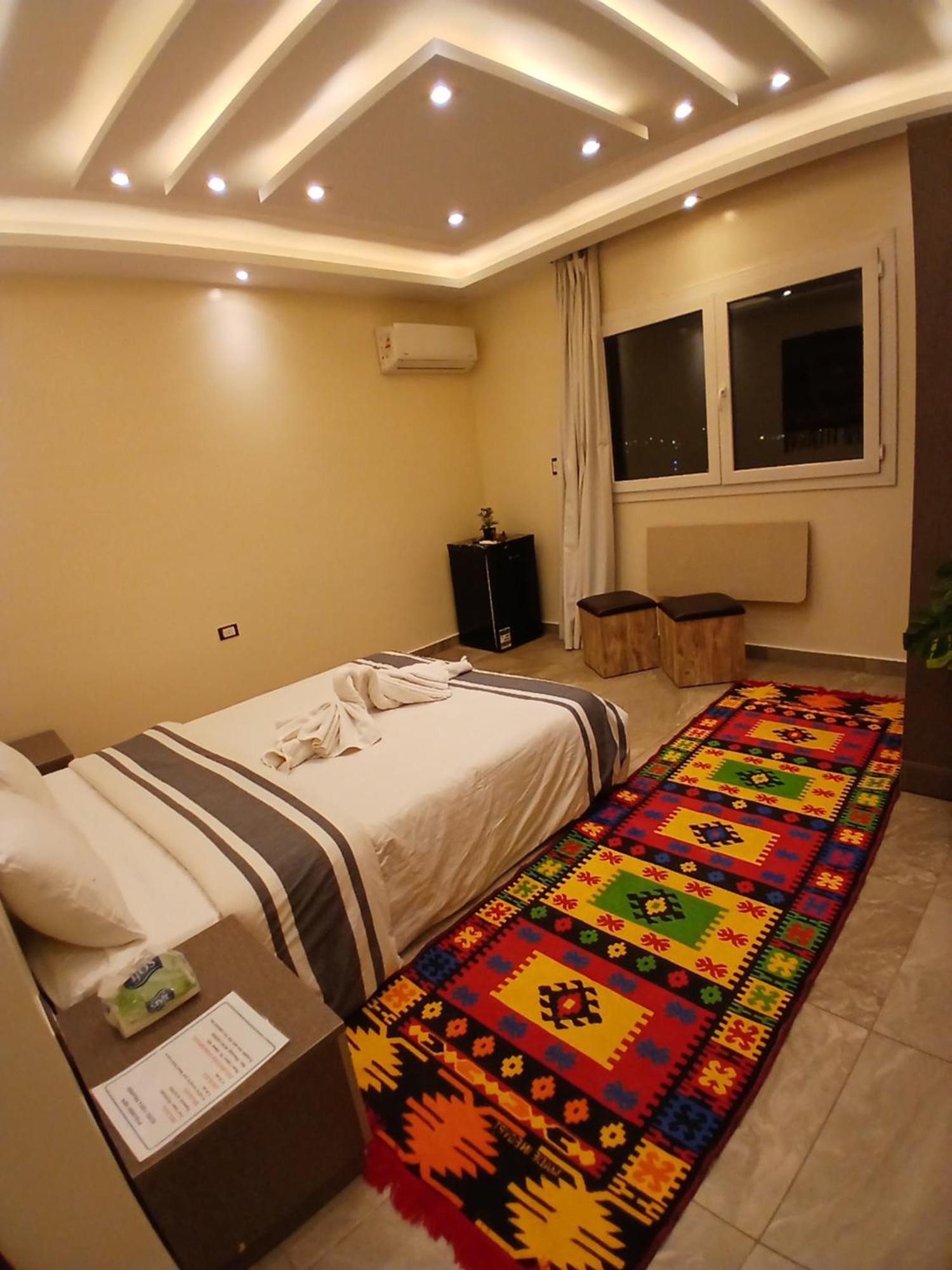 Pyramids View Suite/Vista Piramidi Kairo Rum bild